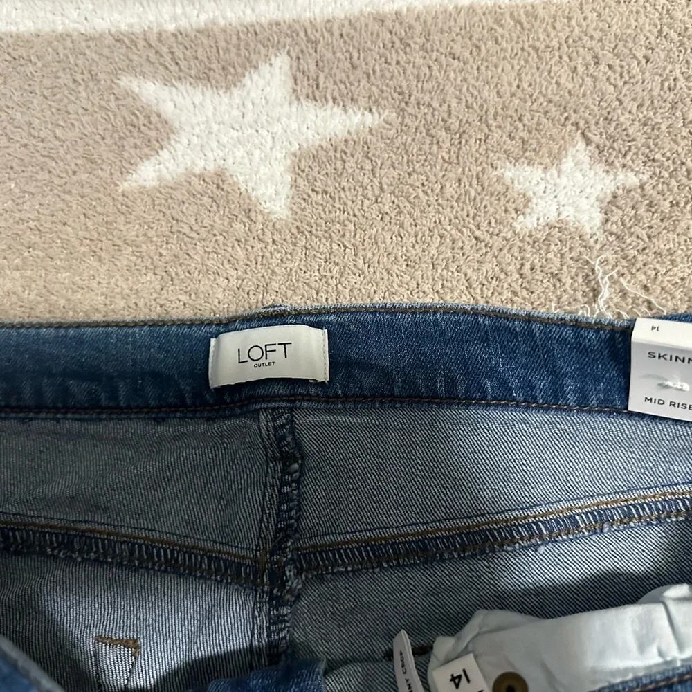 NWT THE LOFT SKINNY CROP MID RISE JEANS SZ 14 - Picture 4 of 6